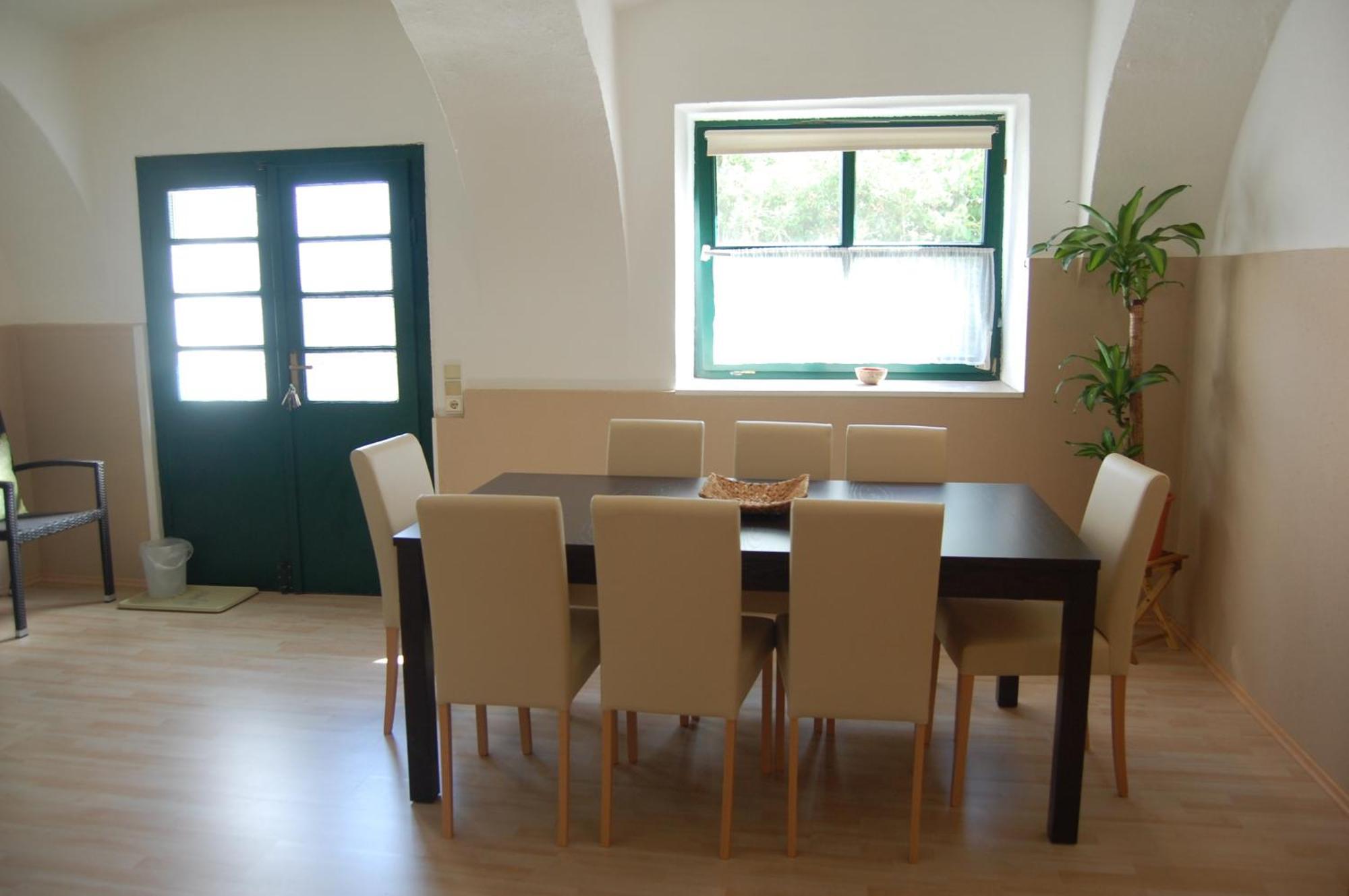 Hofgassl Zentgraf Bed and Breakfast Mörbisch am See Buitenkant foto